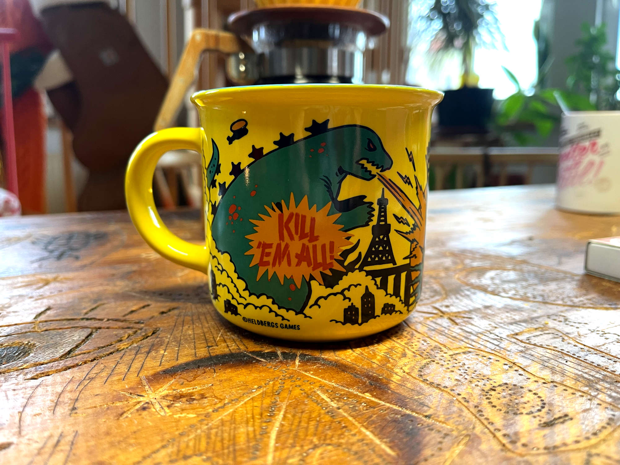 heldbergs-tassen-attack-on-tokyo-tasse-375-ml-keramik-kaiju image 4