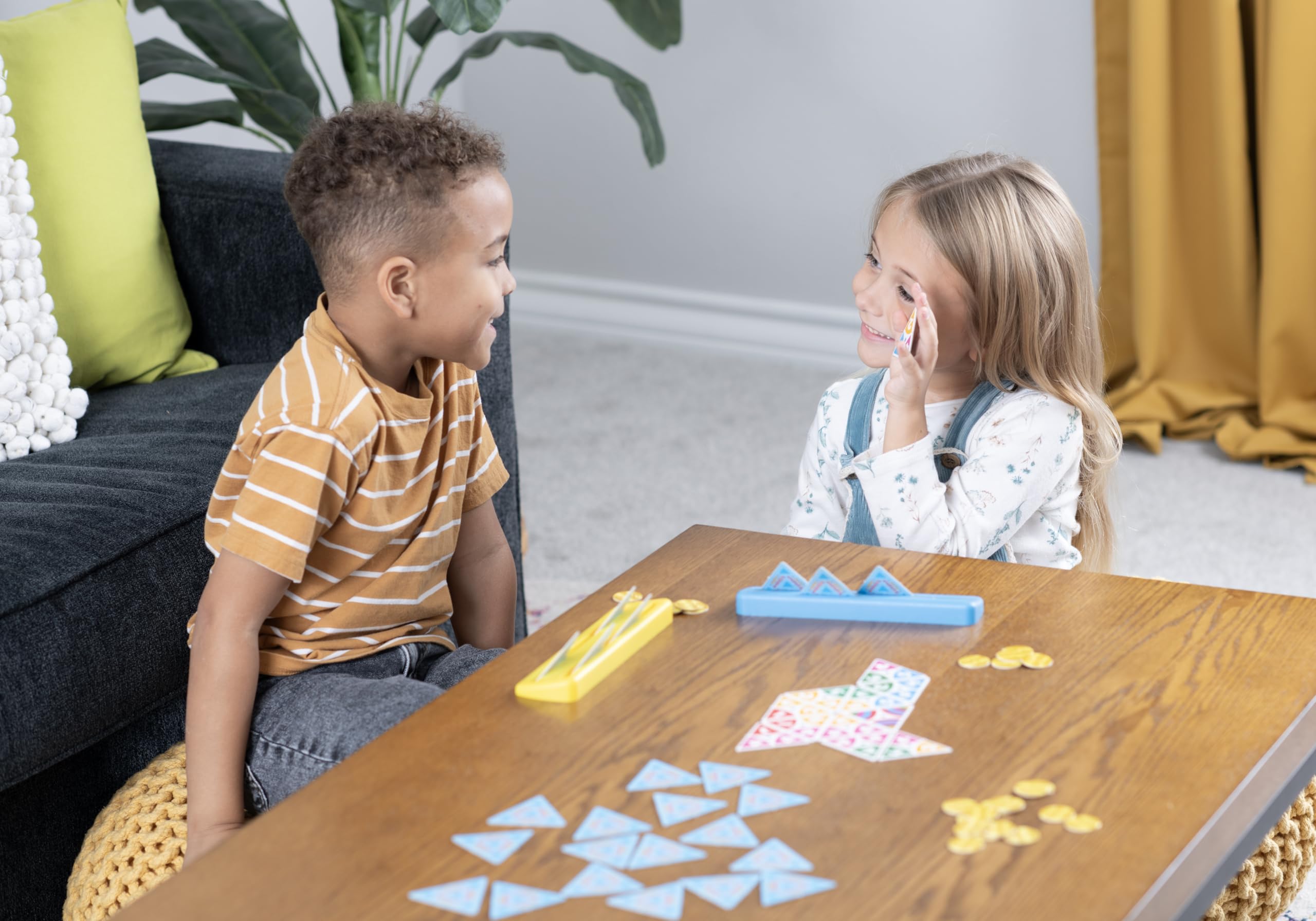 goliath-triominos-junior-brettspiel-lernspiel-f-r-2-4-spieler-ab-4-jahren image 5