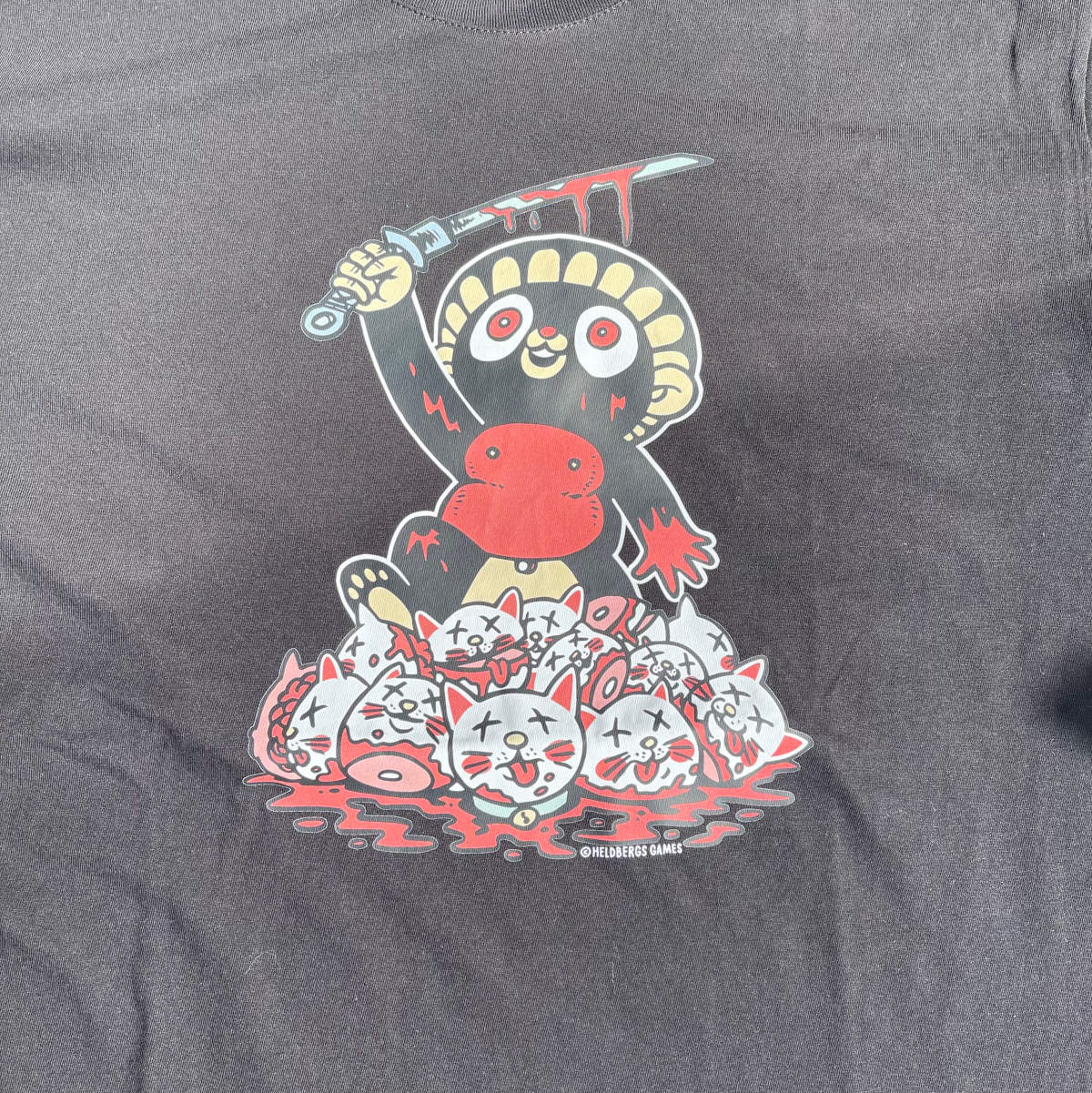heldbergs-klamotten-killer-tanuki-t-shirt-bio-baumwolle image 4