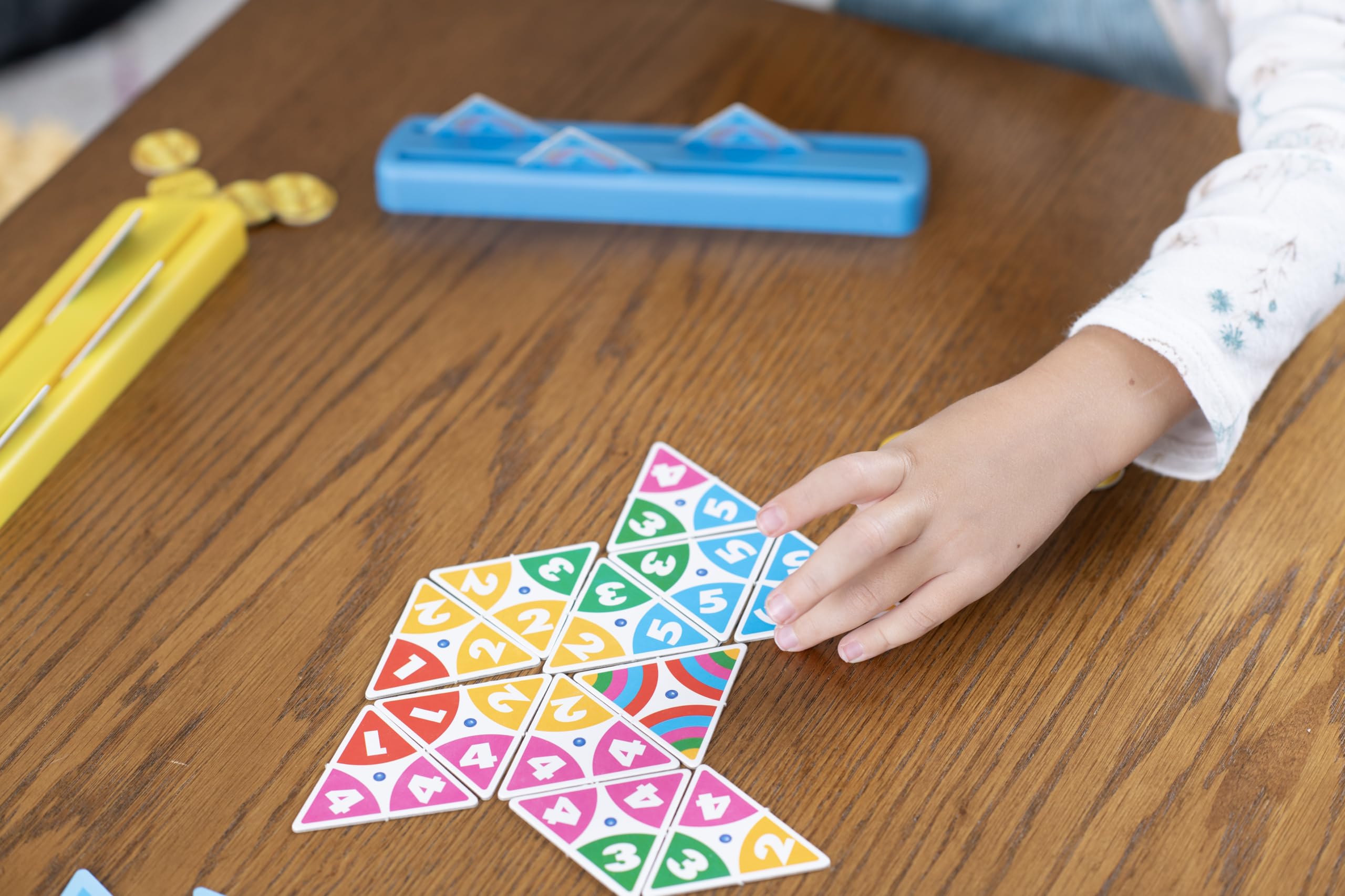 goliath-triominos-junior-brettspiel-lernspiel-f-r-2-4-spieler-ab-4-jahren image 8