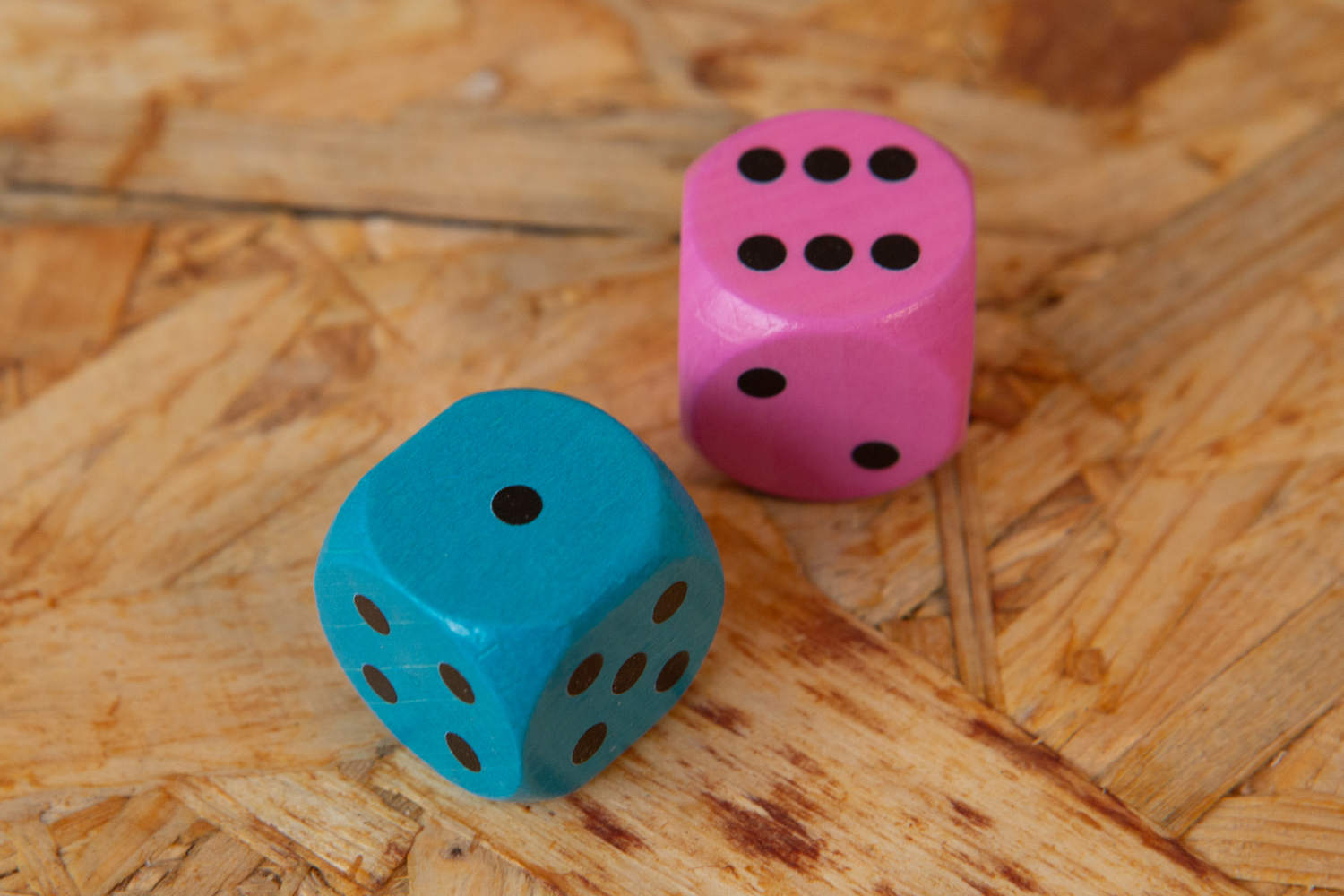 heldbergs-catch-me-aho-brettspiel-gesellschaftsspiel-2-6-spieler image 8