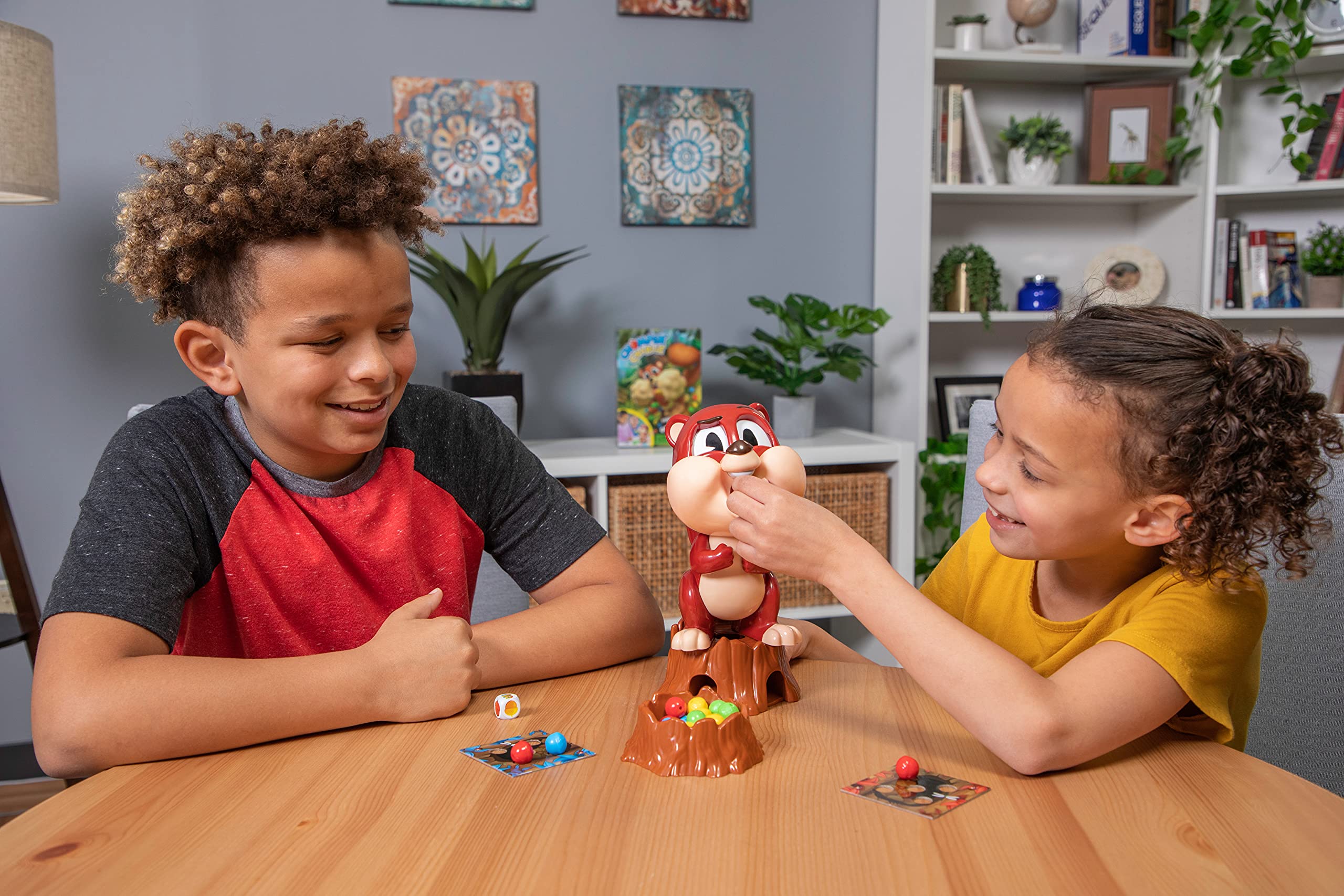goliath-mampfender-max-brettspiel-kinderspiel-2-4-spieler-ab-4 image 3