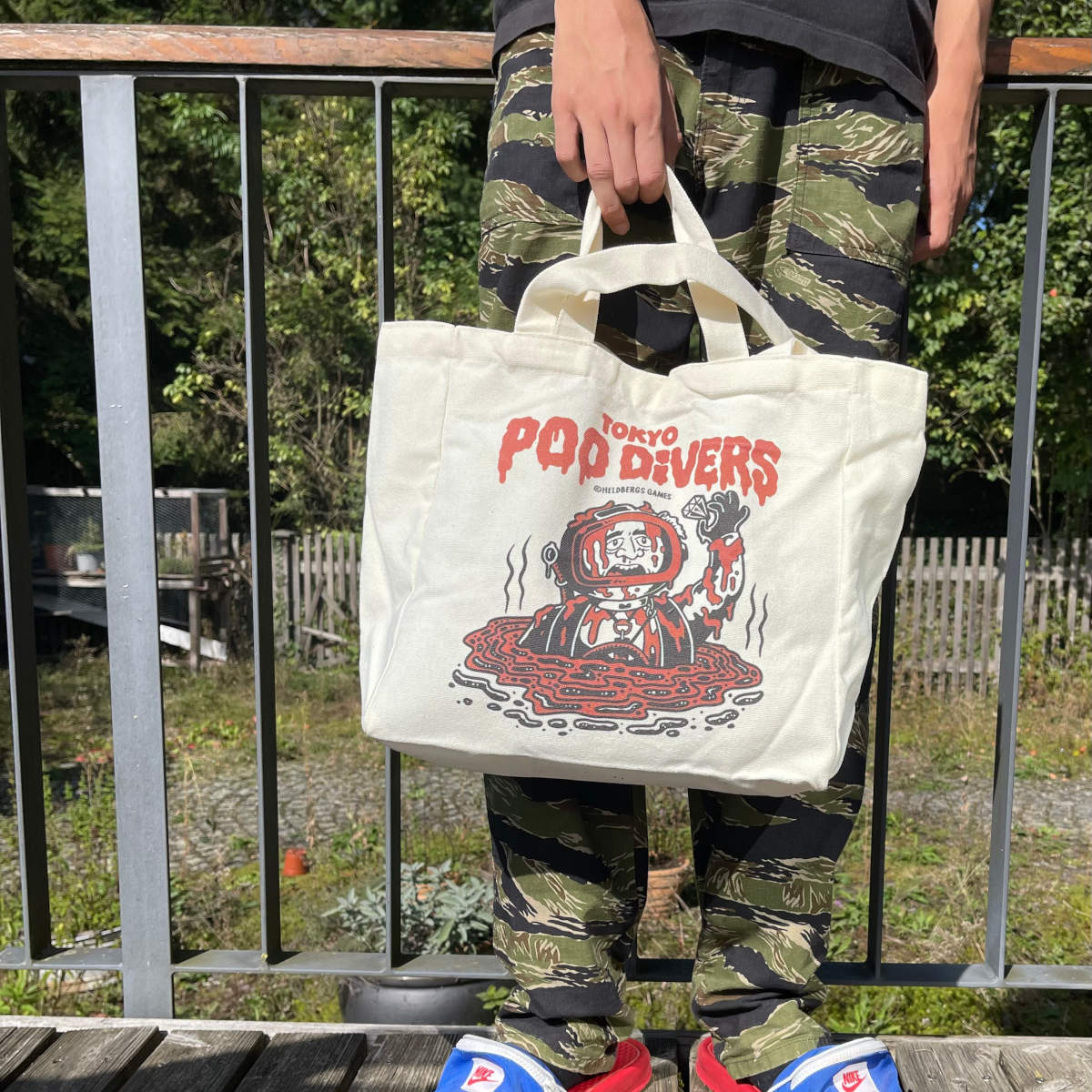 heldbergs-tokyo-poo-divers-tote-bag-stoffbeutel-baumwolle image 5