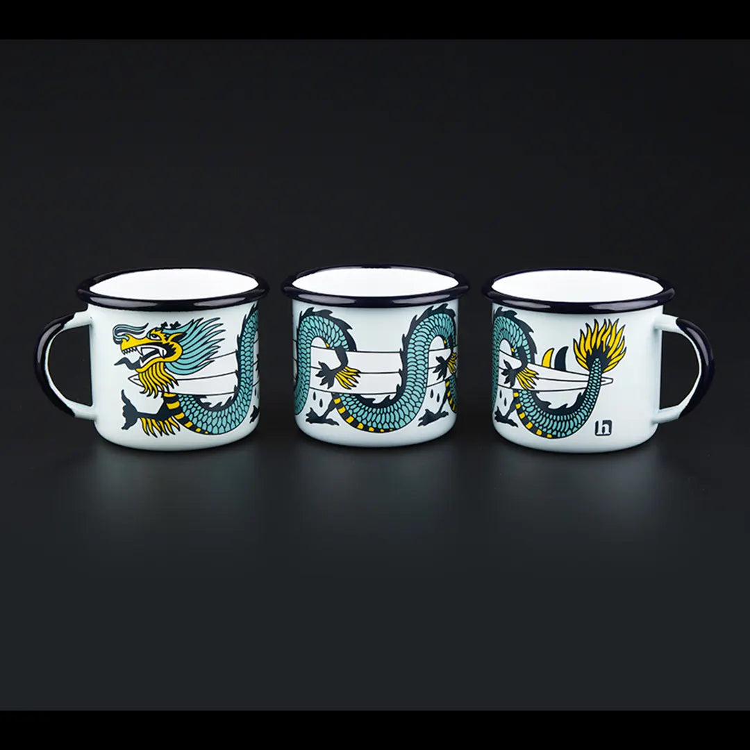 heldbergs-tassen-surfing-dragon-emailletasse-350-ml-drache image 1